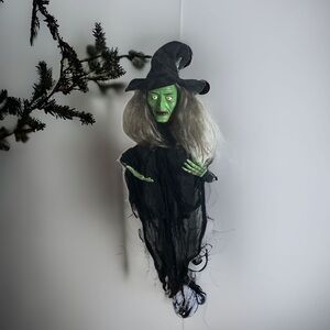 Vintage Gemmy Animated Talking Witch Wall Hanging Decoration 4ft Halloween